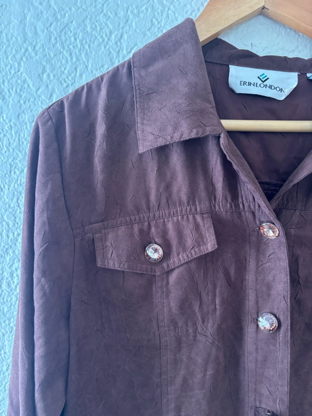 Button Down Erin London Size Medium - Picture 8 of 12